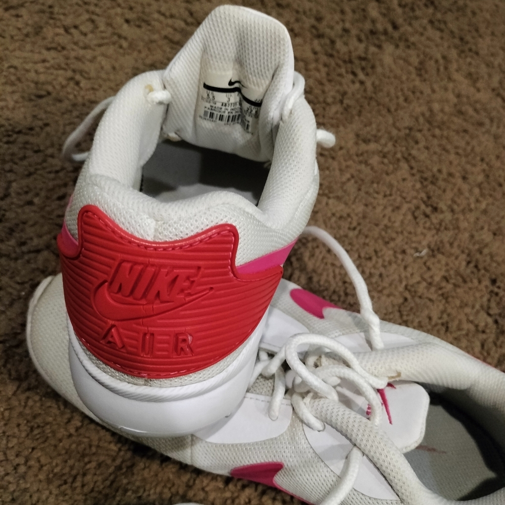 Shoes - Picture 8 of 11